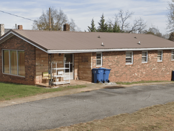 19 Dudley Ave.